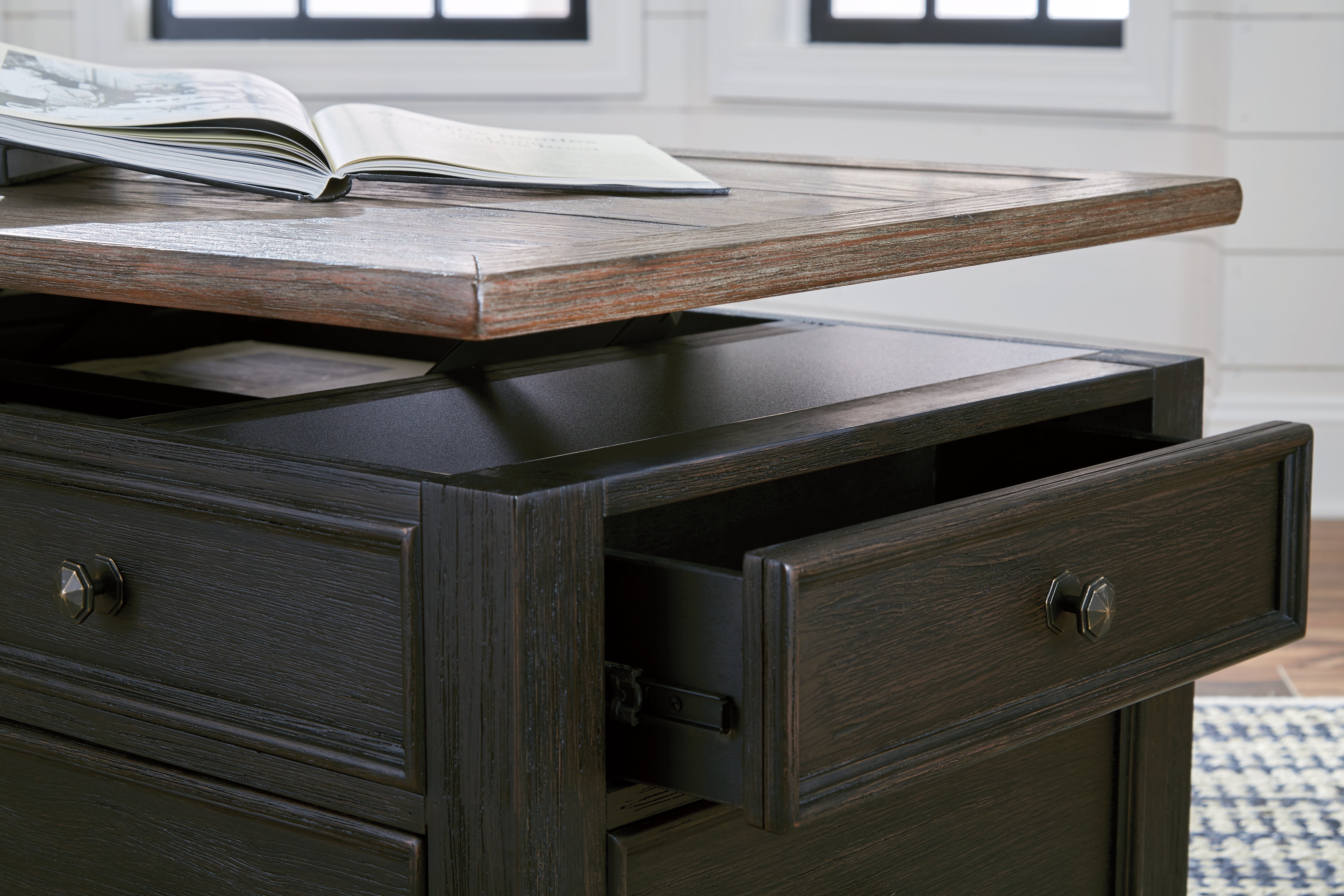 Furniture City Laplace - Ashley Furniture - Tyler Creek Coffee Table with Lift Top - Lift Top Cocktail Table - T736-20