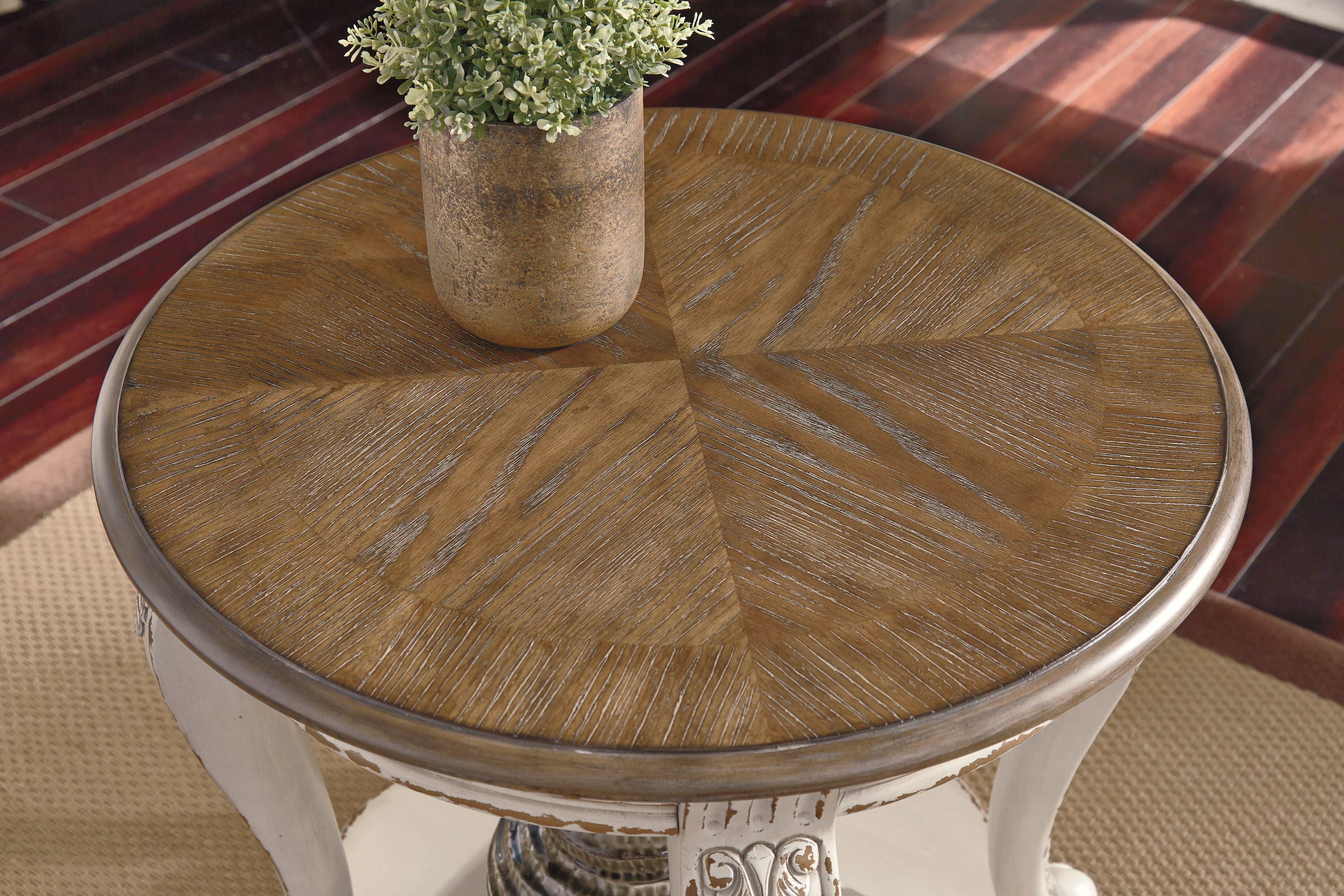 Furniture City Laplace - Ashley Furniture - Realyn End Table - Round End Table / White/Brown - T743-6