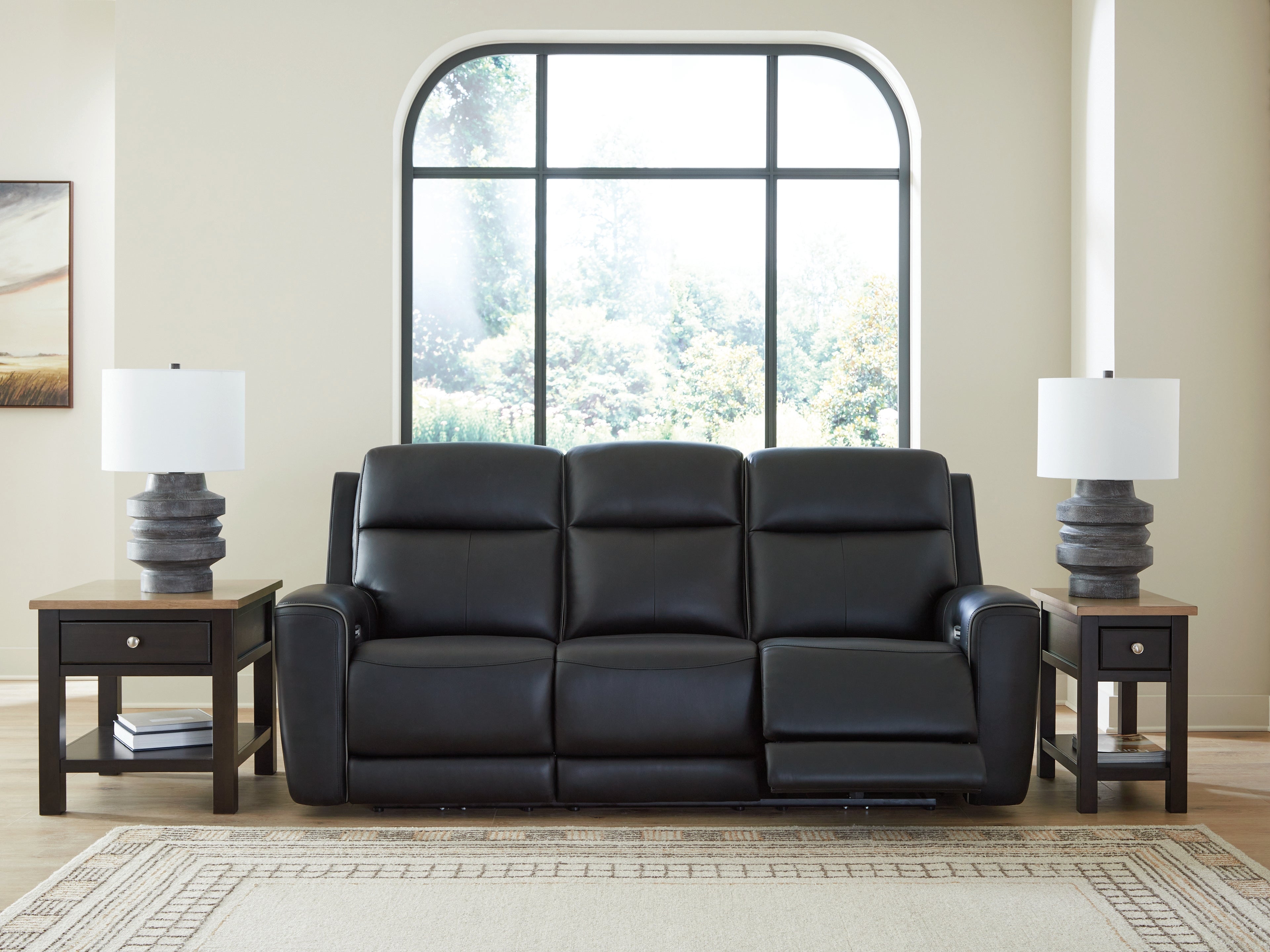 5Z-ComfortLiving Room