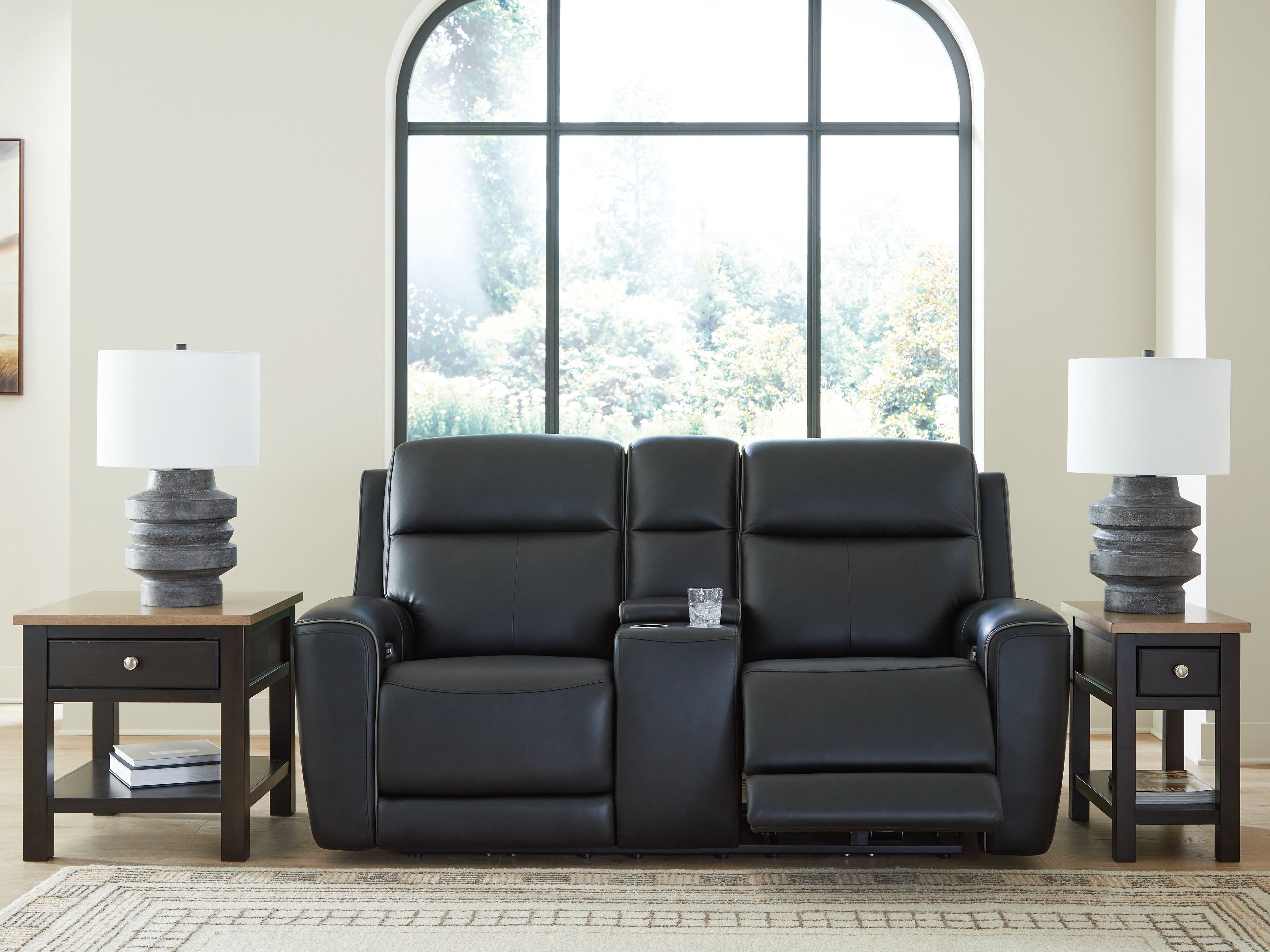 5Z-ComfortLiving Room