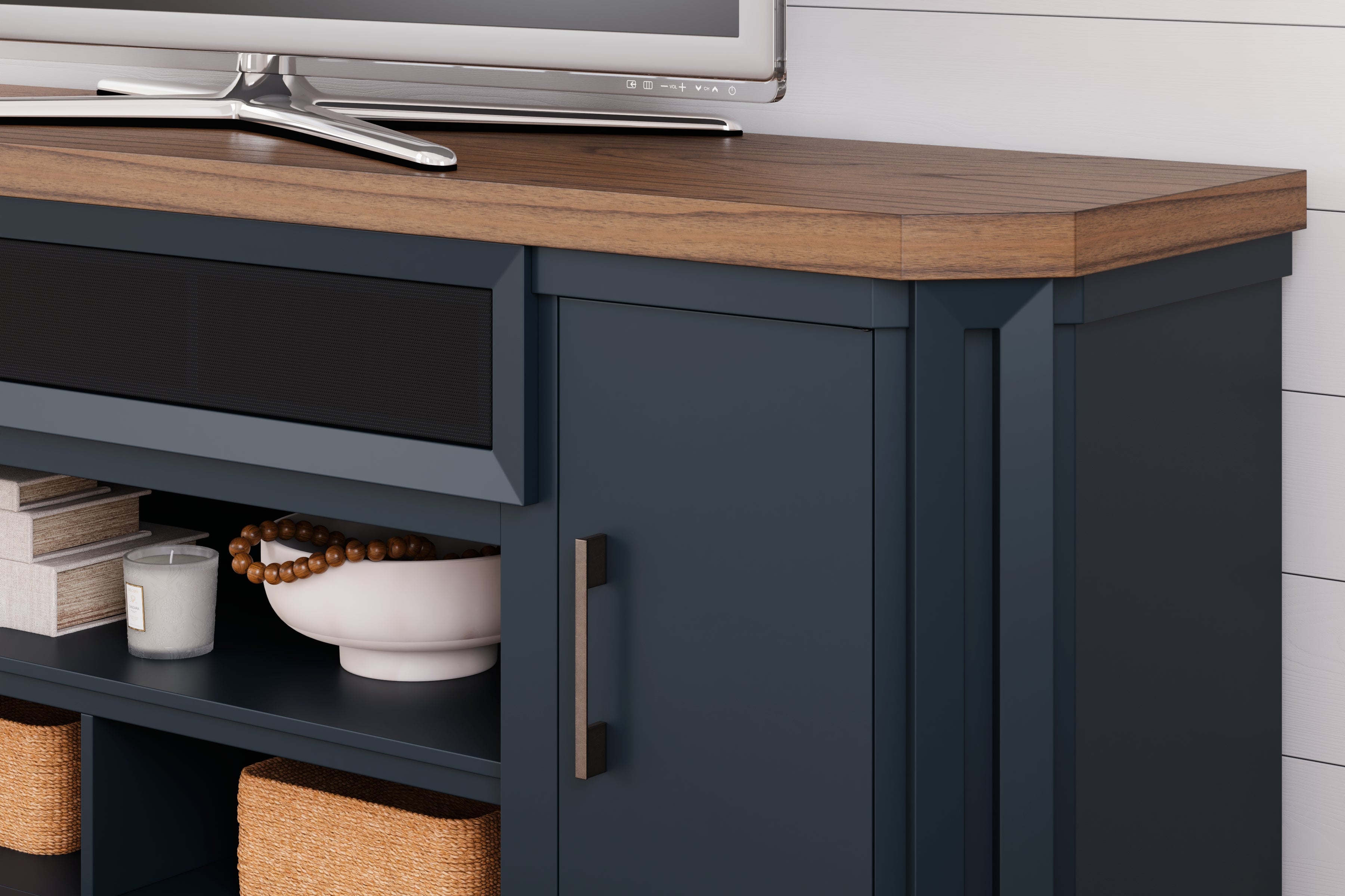 Furniture City Laplace - Ashley Furniture - Landocken 83" TV Stand - 83" - W402-68
